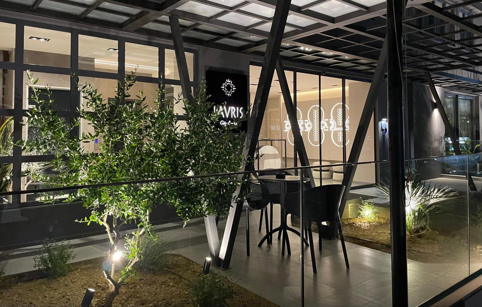 Lavris City Suites Ираклио Екстериор снимка